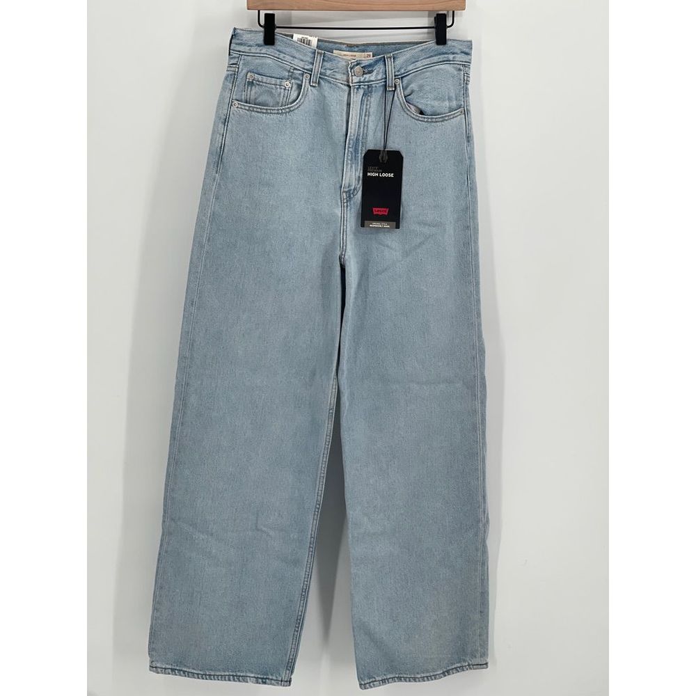 Levi’s Wide Leg Jeans Super High Rise Women’s Size 29 Light Blue Brand New